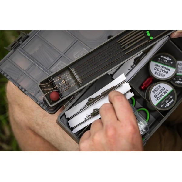 Кутия за риболовни аксесоари Korda Basix Tackle Box